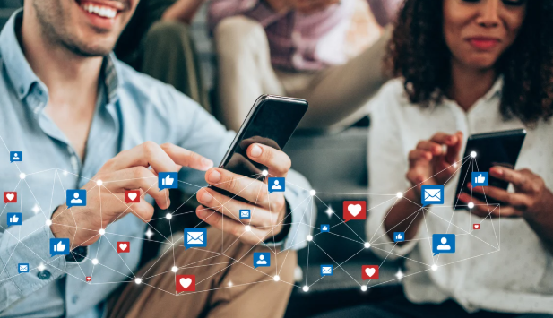 Reach Them Instantly: Why Web-Based Text Services Are Key for Modern Businesses